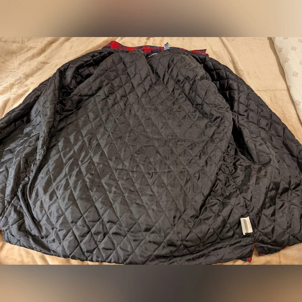 Vintage Wrangler nylon quilted lined flannel with snaps
